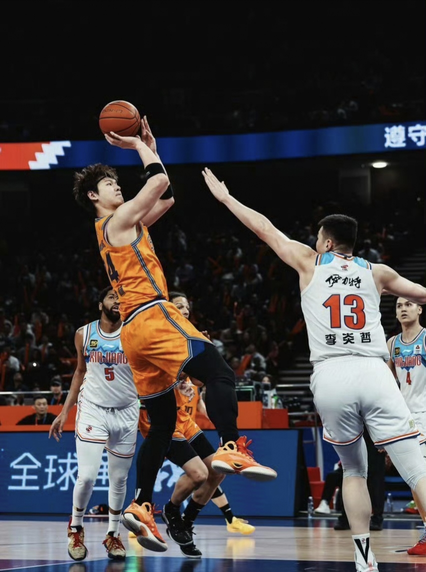 开云官网-关于今晚山东男篮外线爆发——NBA常规赛节点到来;媒体盛赞;纪律约束更严格的信息