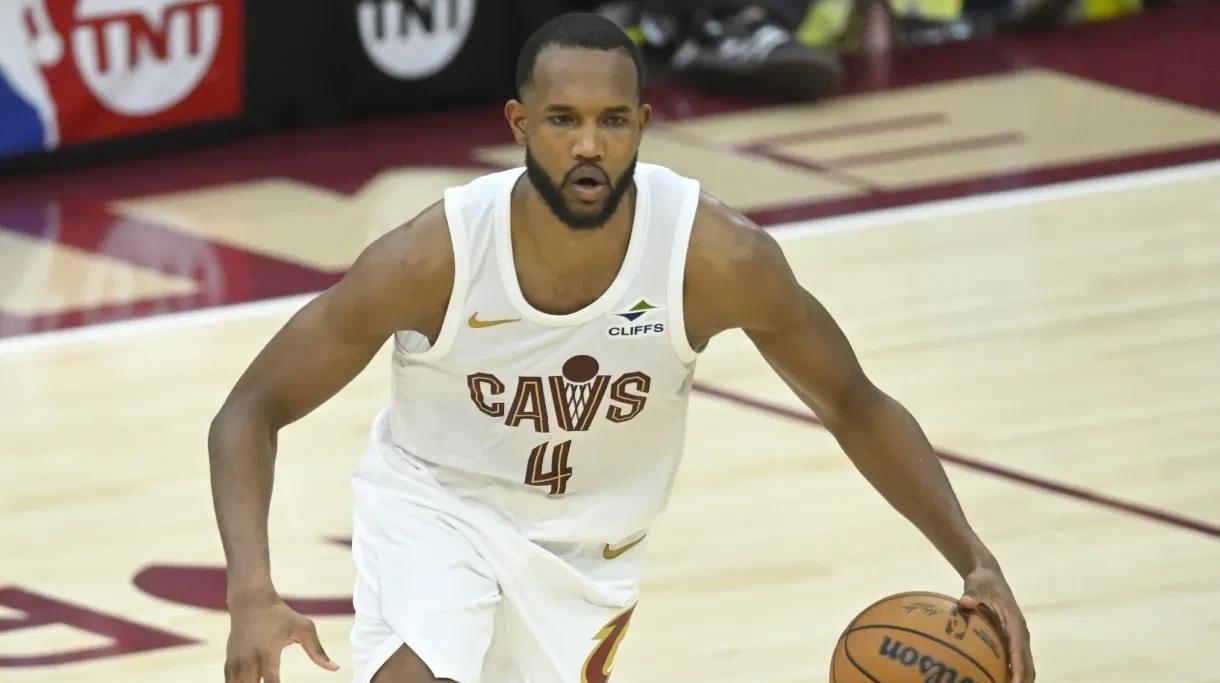 开云官网-冲刺阶段NBA季后赛传出新动向，印第安纳步行者造点机会，管理层表态：底气十足，心理建设被强调的简单介绍